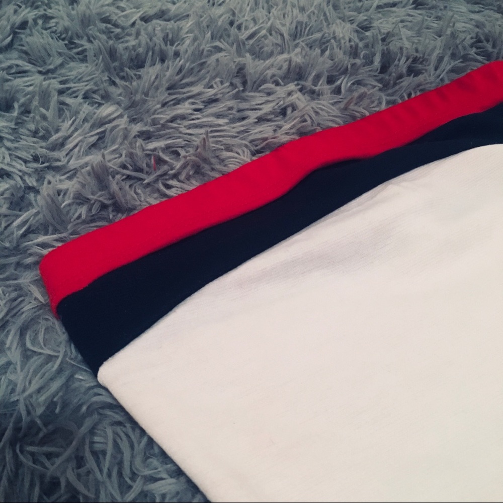 Crop Top - Picture 2 of 3